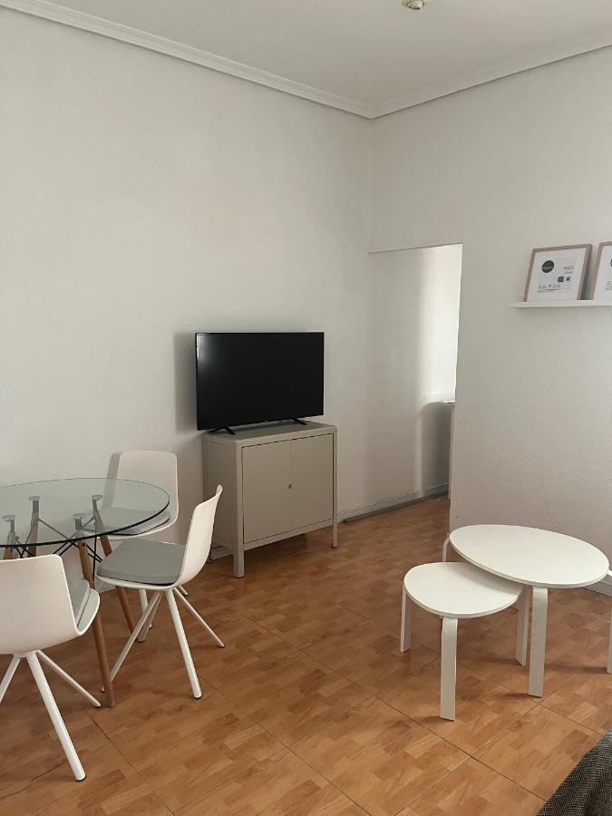 Piso En Valdeacederas Apartment Madrid Exterior foto